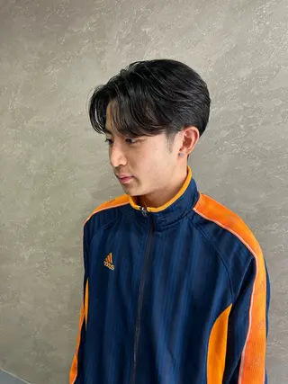 メンズ 新宿 韓国 シャドウパーマ 志龍のヘアスタイル