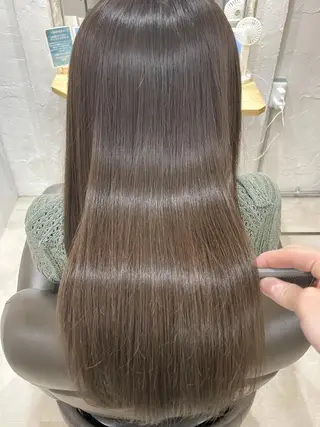 セミロング カラー 小原 慧美のヘアスタイル