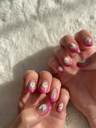 ネイル 岩山 直子のネイルデザイン