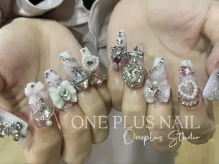 ネイル One Plus Nail Salonのネイルデザイン