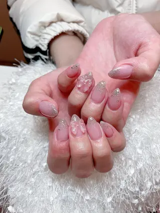 ネイル Le'a シズカのネイルデザイン