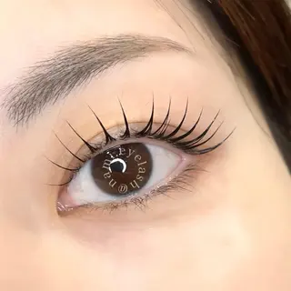マツエク・マツパ meetsHAND所属・束感まつげ/ Namiのマツエク・マツパデザイン