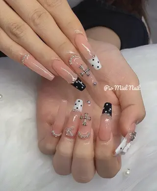 ネイル HANA 長さだしのネイルデザイン