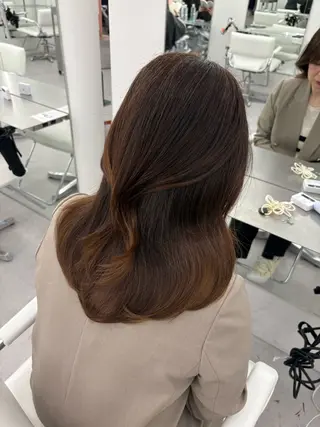 セミロング 韓国ヘア/レイヤー/ 顔まわり足立遥奈のヘアスタイル