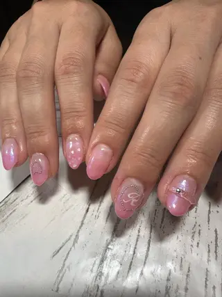 ネイル e.nail所属・🍎吉田 恵里🍎のネイルデザイン