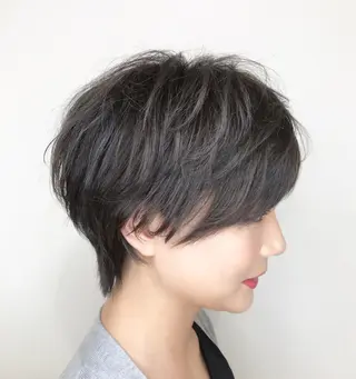 ショート カラー ハイライト/髪質改善 ✂️十河祐輝のヘアスタイル