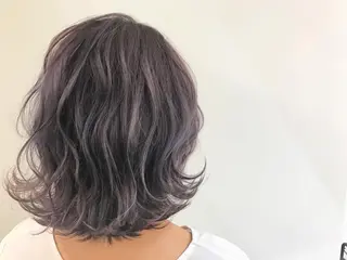 ミディアム due hair 京都駅前店 MILBON オージュア認定サロン【デューヘアー】所属・ハイトーンブリーチ 土坂 由志【京都】のヘアスタイル