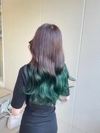 ロング カラー ヘアアレンジ 艶髪✨寒色カラー✨ 翁長孝輔のヘアスタイル