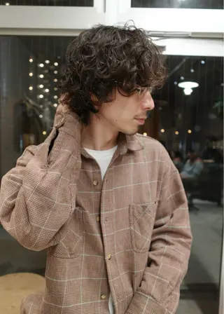 パーマ メンズ 柔らかいオリーブ🍃 カラーNatsumiのヘアスタイル