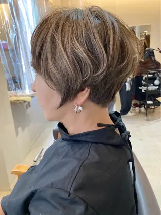 ショート カラー 似合わせバランス得意 青野さくらのヘアスタイル