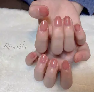 ネイル うる艶♡透明感ネイル Rirashiaのネイルデザイン