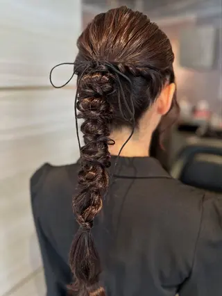 ロング ヘアアレンジ Hina🐣 elubylovisのヘアスタイル