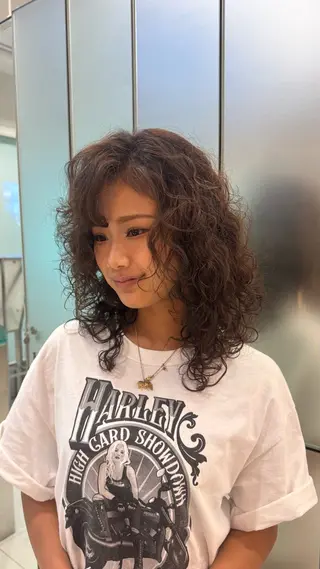 カラー パーマ ジャンクロードビギン 下北沢店所属・RUNA/ バレイヤージュカラーのヘアスタイル