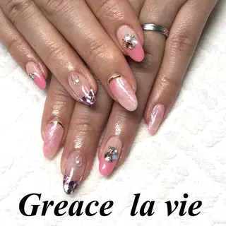 ロング カラー パーマ ヘアアレンジ キッズ ネイル マツエク・マツパ Greace la vie所属・Greace  la vieのネイルデザイン