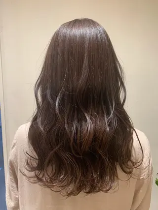 ロング カラー WILL DRESS JR高槻店所属・内山 由貴奈のヘアスタイル