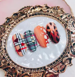 ネイル CROWN プライベートサロンのネイルデザイン