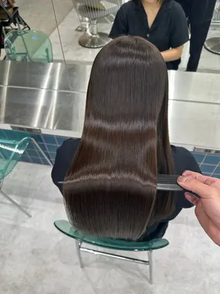 ロング Lond　luce心斎橋所属・✨縮毛矯正✨レイヤー ホウダカズヒロのヘアスタイル