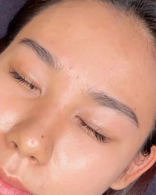 アイブロウ THE LAST BRINK所属・THE LAST BRINKのマツエク・マツパデザイン