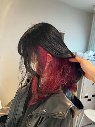 セミロング カラー ブリーチカラー 🩵MIZUKIのヘアスタイル