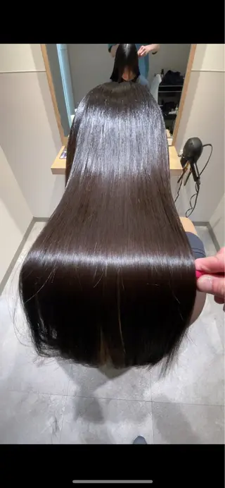 ロング 佐藤 大地のヘアスタイル