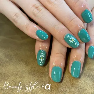 ネイル Beauty style +α所属・Memezawa Nanaのネイルデザイン