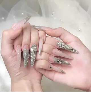 ネイル Tira Nailのネイルデザイン