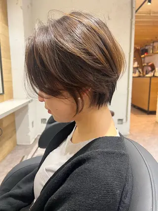ショート フジサキ ケンのヘアスタイル