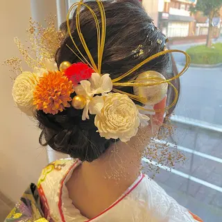 セミロング ヘアアレンジ レイヤーカット/ ハイトーンchimiのヘアスタイル