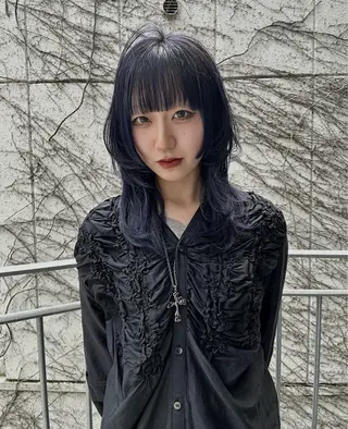 セミロング カラー naito/ブリーチ /エクステ/縮毛のヘアスタイル