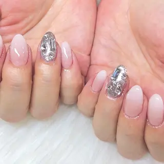 ネイル ネイリストYuri シェルウェリナ船橋のネイルデザイン