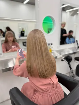 ロング 透明感ハイトーンヘア 🎀ririka🎀のヘアスタイル