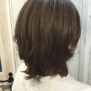 ショート カラー embrace エンブレイスのヘアスタイル