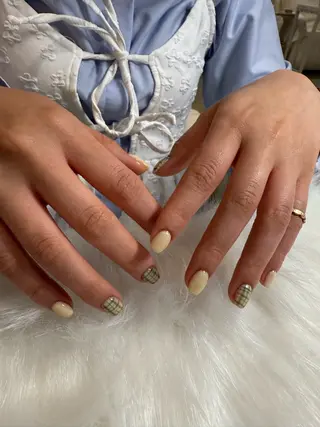 ネイル 栗林 夏鈴のネイルデザイン