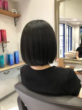 ミディアム 山本 佳奈のヘアスタイル