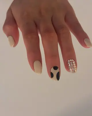 ネイル Elio所属・Elio 国泰寺のネイルデザイン