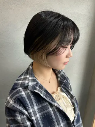 ショート カラー newi TATSUのヘアスタイル