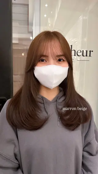 セミロング La bonheur hair reve 池袋店所属・🐈‍⬛ マナカ🐈‍⬛のヘアスタイル