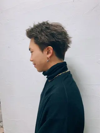 ショート カラー メンズ 大久保 知矢のヘアスタイル