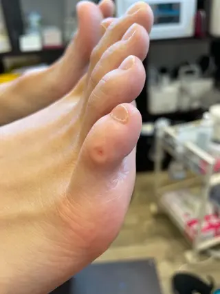 LIZERA&CO（charitesfam内）所属・南古谷　松本 かよのネイルデザイン