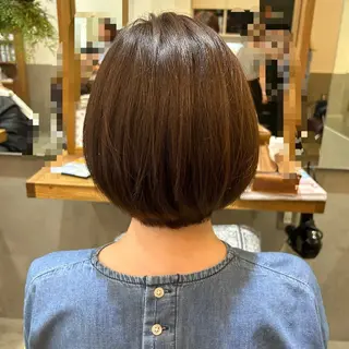 ショート カラー 若狭 彩花のヘアスタイル