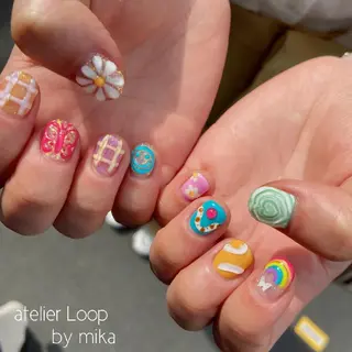 ネイル atelierLoopbyshiho所属・atelier Loop♪MIKAのネイルデザイン