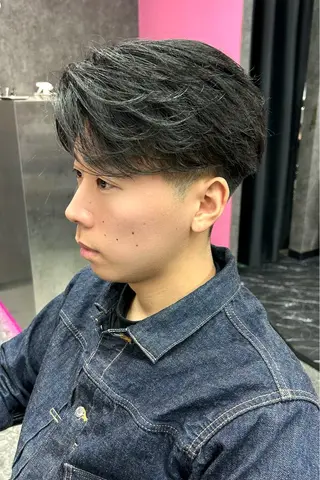 ショート カラー メンズ メンズスタイリスト 前田雄輝のヘアスタイル