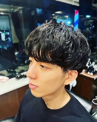 ショート 銀座バルビエグラン 角田雅樹（夜限定）のヘアスタイル