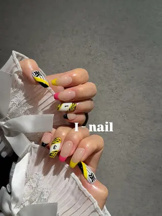 ネイル I-nailロング /ワンホン/キラキラのネイルデザイン