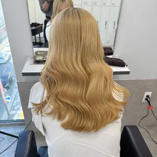 セミロング カラー ハイトーン ayane💖のヘアスタイル