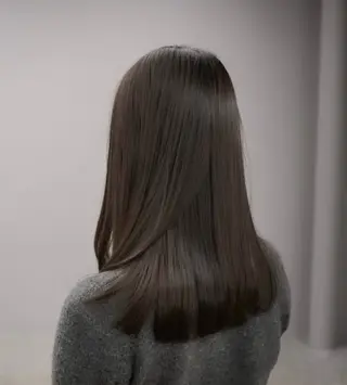 セミロング カラー branch 姪浜店所属・ナカザキ カノンのヘアスタイル