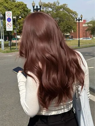 ロング カラー トレンド暖色ヘア🍒 miu🍒のヘアスタイル