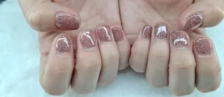 ネイル KURONOSUHAIRDESIGN所属・岡林 えりのネイルデザイン