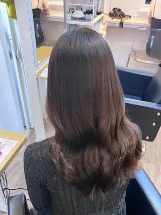 ロング カラー パーマ ブリーチなし/ ベージュ/akiraのヘアスタイル