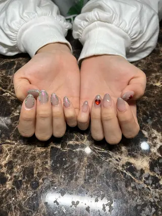 ネイル IROHA Nail 矢掛萌子のネイルデザイン